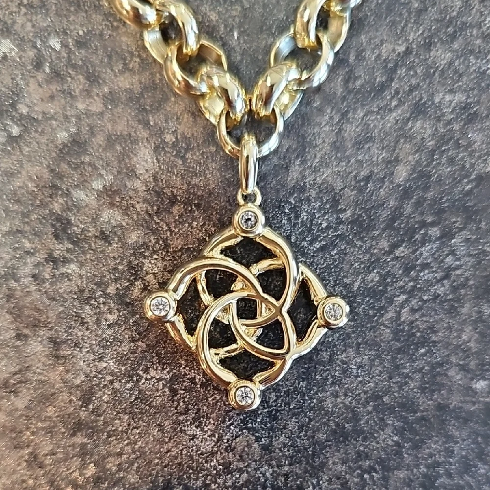 Kendra Scott Gold Chain Necklace - Picture 3 of 6